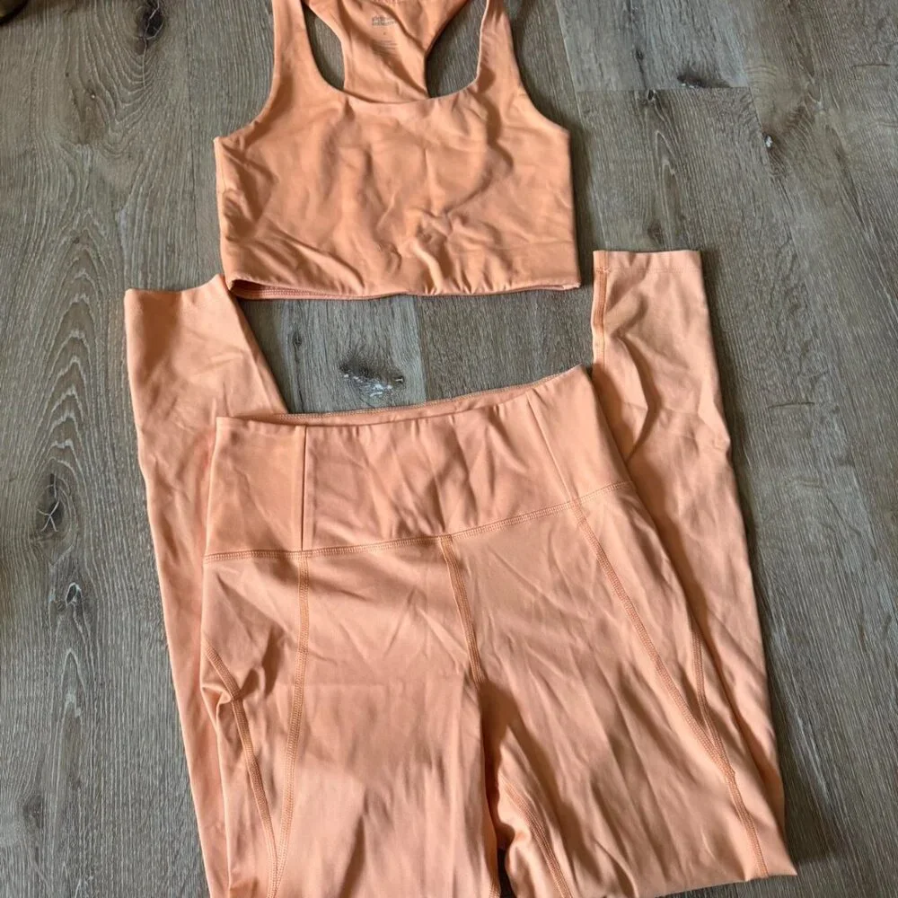 Girlfriend Collective Orange Leggings and Sports‎ Bra Set Size S